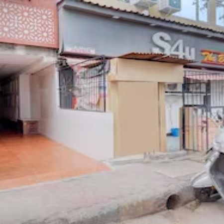 Hotel Spring Residency Mumbai Bagian luar foto
